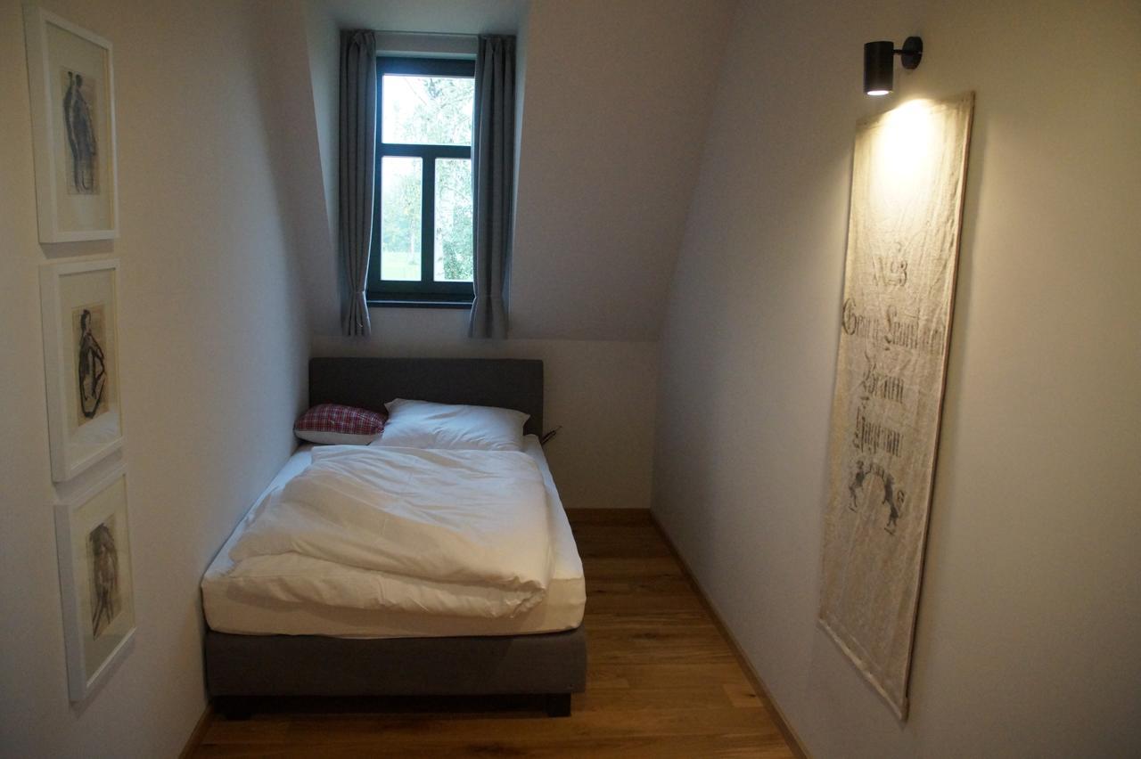 Hotel Dorfmuehle Lehrberg Quarto foto