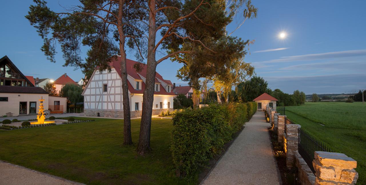 Hotel Dorfmuehle Lehrberg Exterior foto